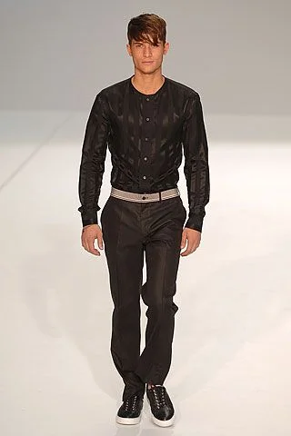 Look 10